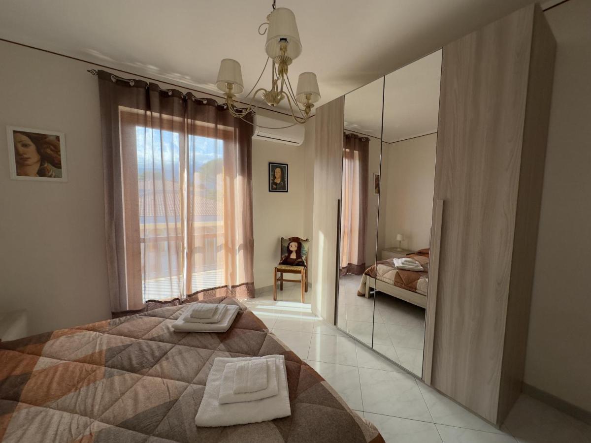 La Pigna Delle Aci Apartment アチレアーレ エクステリア 写真