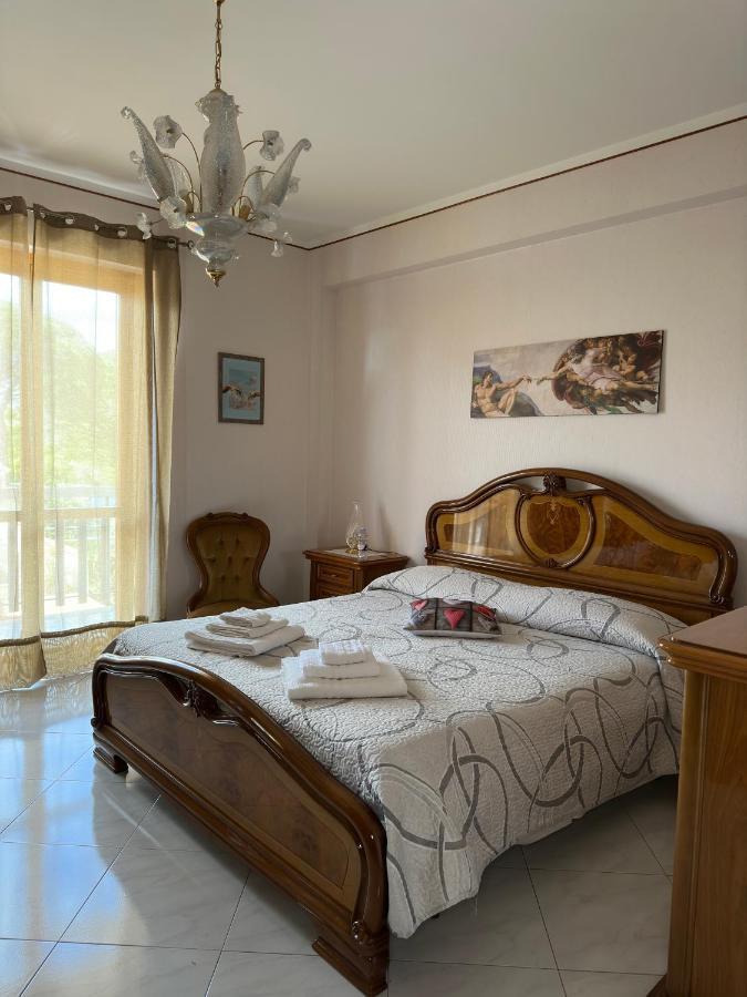 La Pigna Delle Aci Apartment アチレアーレ エクステリア 写真