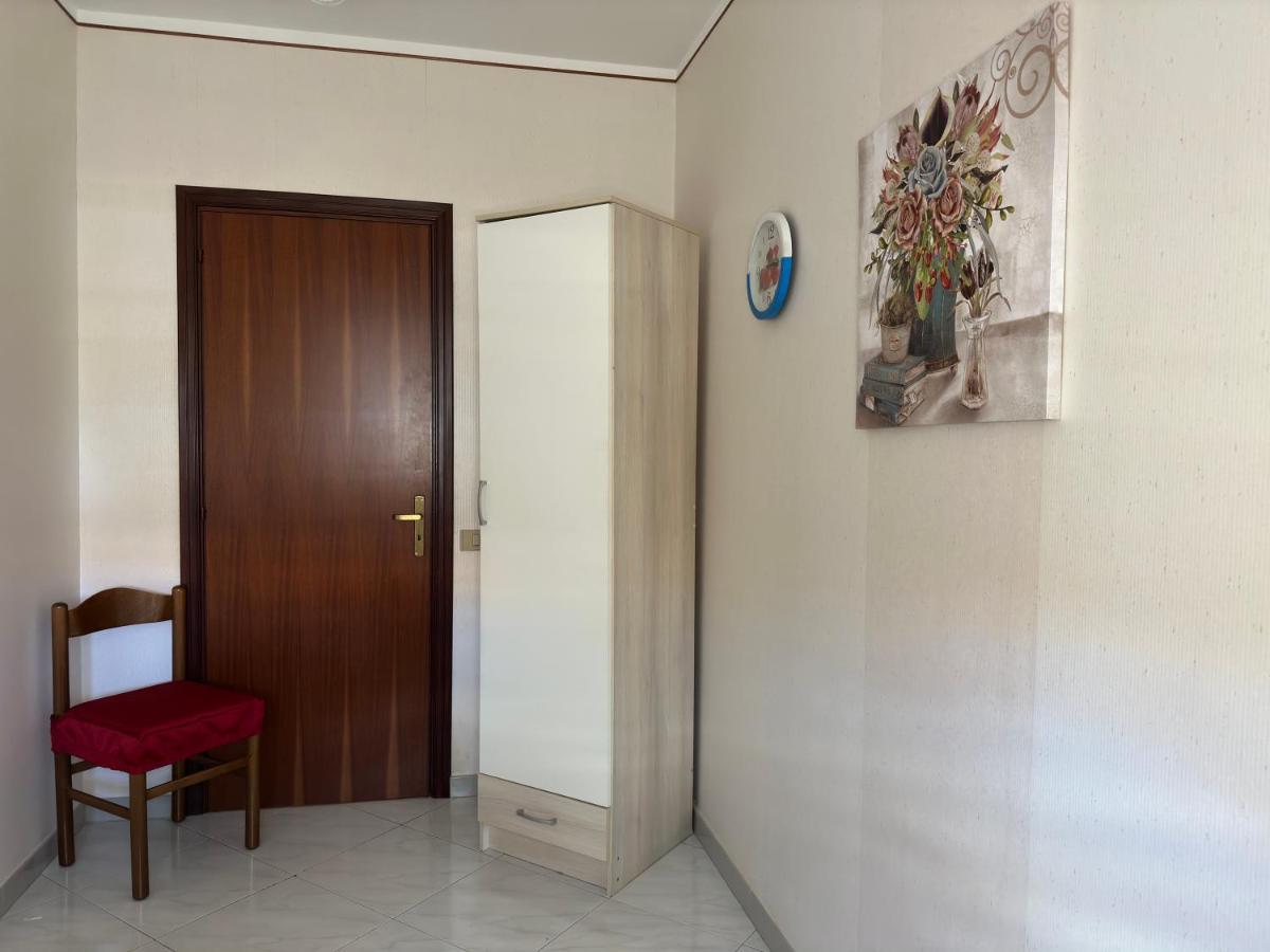 La Pigna Delle Aci Apartment アチレアーレ エクステリア 写真